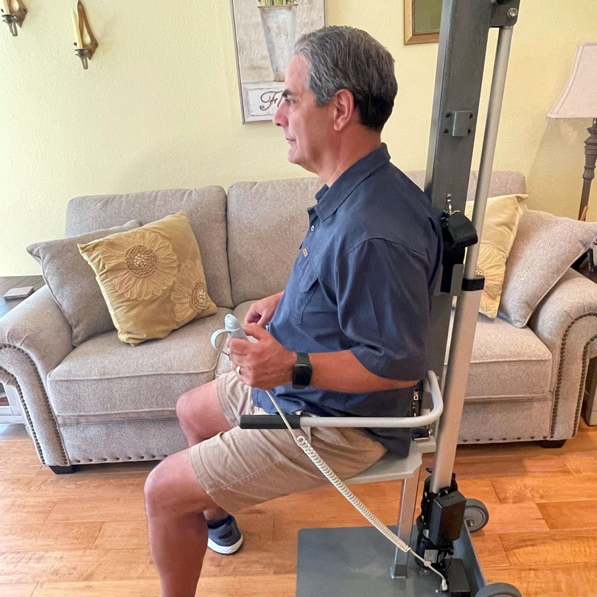 Patient Using IndeeLift